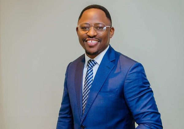 Ex-Delta lawmaker distributes 2000 bags of rice, cows, others 