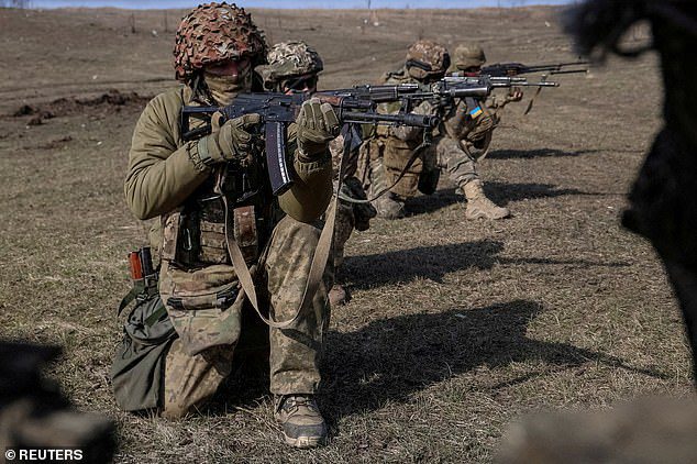 Ukraine cannot beat Russia on the battlefield and will have to enter talks with Vladimir Putin , one of Kyiv 's senior military commanders has admitted. Ukrainian soldiers are seen taking part in a training exercise in March, 2024
