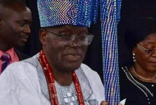 Oba Owolabi Olakulehin