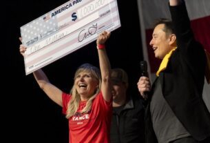 Pennsylvania Judge Holds Off On Blocking Elon Musk's $1 Million Voter Giveaway Ahead Of Election