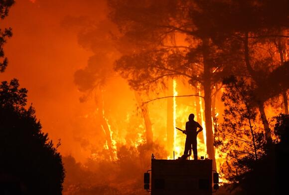 Turkey Arrests 10 Suspects as Wildfires Kill Two, Dozens of Blazes Erupt Across Country