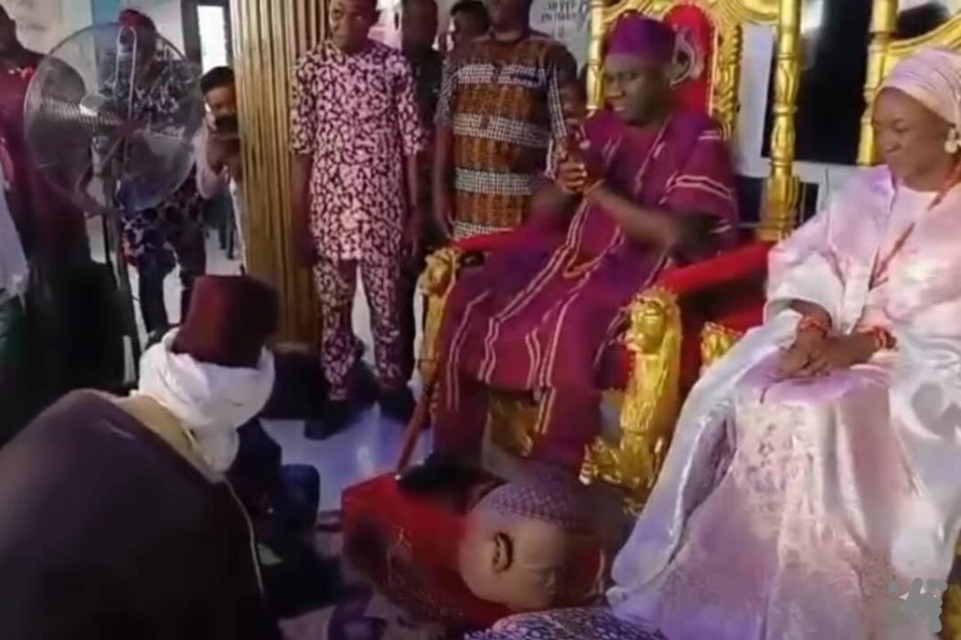Alaafin Turbans New Chief Imam Of Oyo