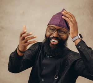 De Kronicles of Kris Talker spreads laughter, healing in Maiduguri