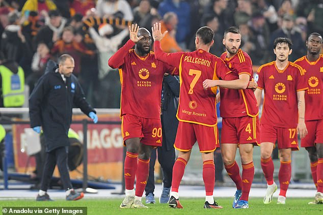 Roma marked a period of pre-Christmas improvement after beating reigning Serie A champions Napoli