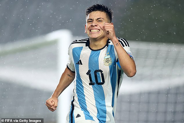 Manchester City are reportedly in pole position to sign teenager Argentine sensation Claudio Echeverri, who starred at the Under-17 World Cup