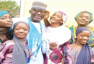 Abducted sisters n their father