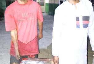 2 arrested for car batteries theft