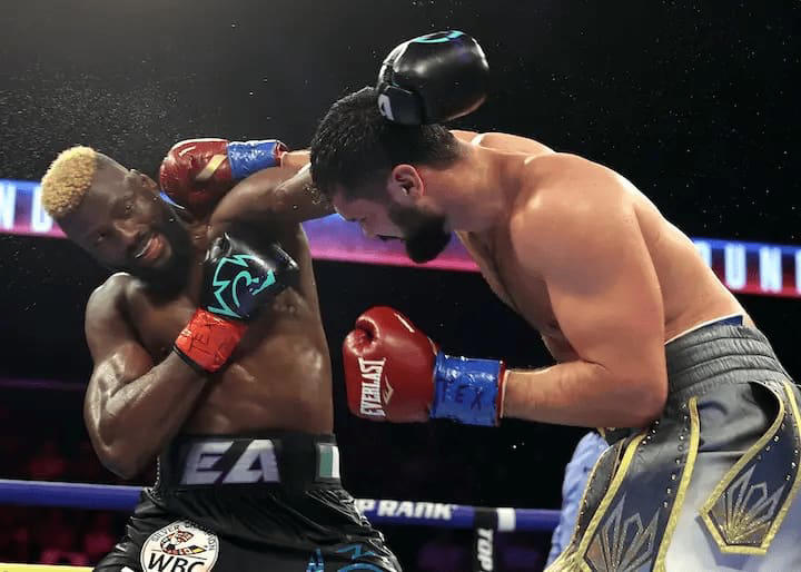 Boxing: Ajagba Secures Victory Over Vianello in Texas