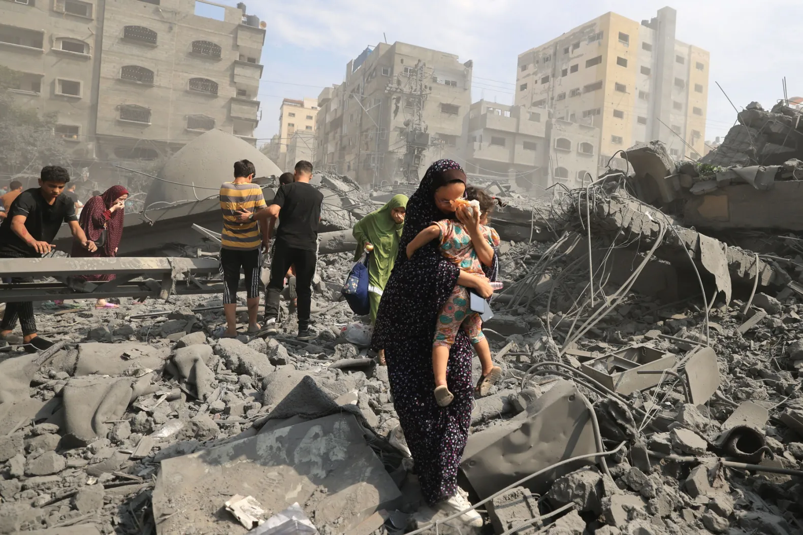 62 dead in Israeli attacks on central Gaza