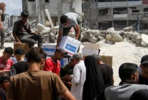 UN Halts Aid Shipments Via Gaza's Main Crossing After Looting